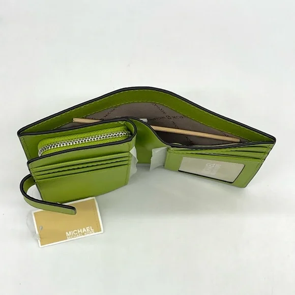 Michael Kors Medium Bifold Zip Corner Wallet - Picture 6 of 8